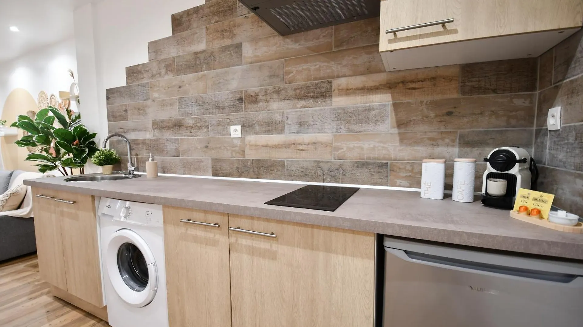 La Gioya - Love Room, Jacuzzi, Baldaquin La Seyne-sur-Mer 0*,  France